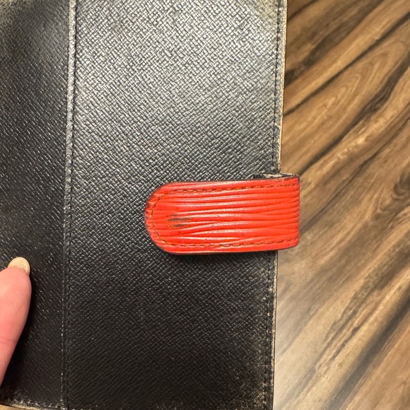 Authentic LV Epi Leather PM agenda - preloved Louis Vuitton - Picture 10 of 12